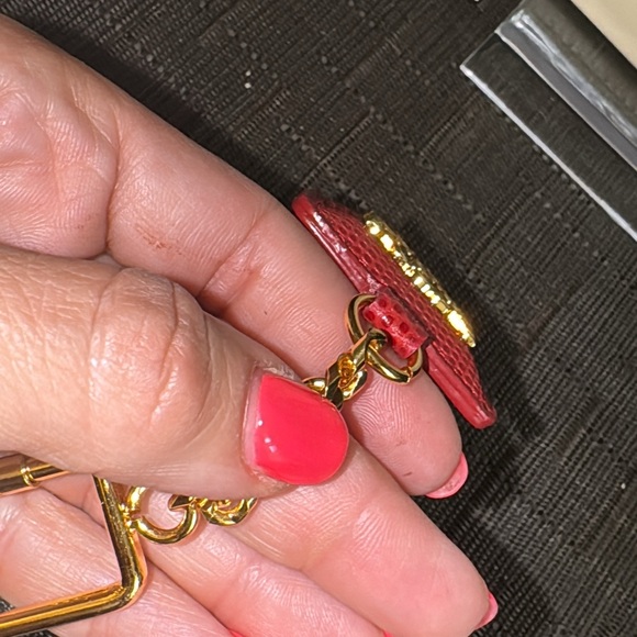 🎁Giftable!🎁 NIB MCM Red Pebbled Leather Keychain/Bag Charm - Unisex! - Picture 7 of 7
